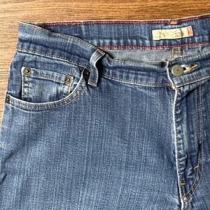 Levi's 550 Jeans Women 16 Medium Blue Relaxed Bootcut Stretch Denim
